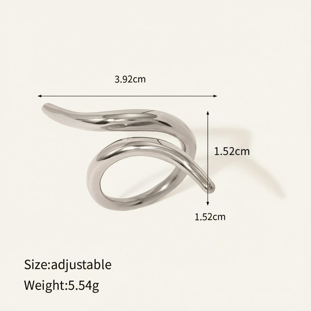 Seraphina Treasures Zyra silver adjustable geometric ring with a fluid, modern design.